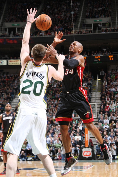 预期指标或 预期指标或