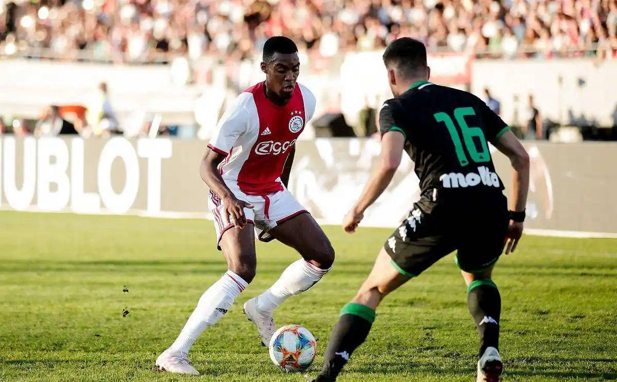 配合上述球 配合上述球